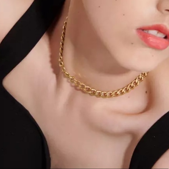 💛Gold Plated Texture Cuban Necklace - Picture 5 of 5